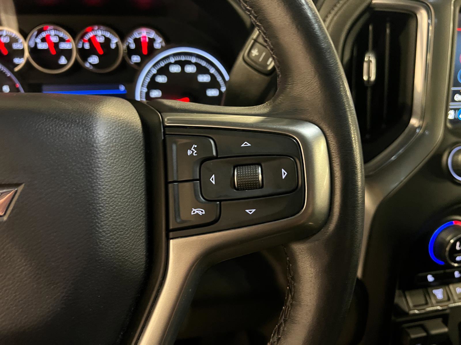 Used 2021 Chevrolet Silverado 2500 LT w/ All Star Edition image 14