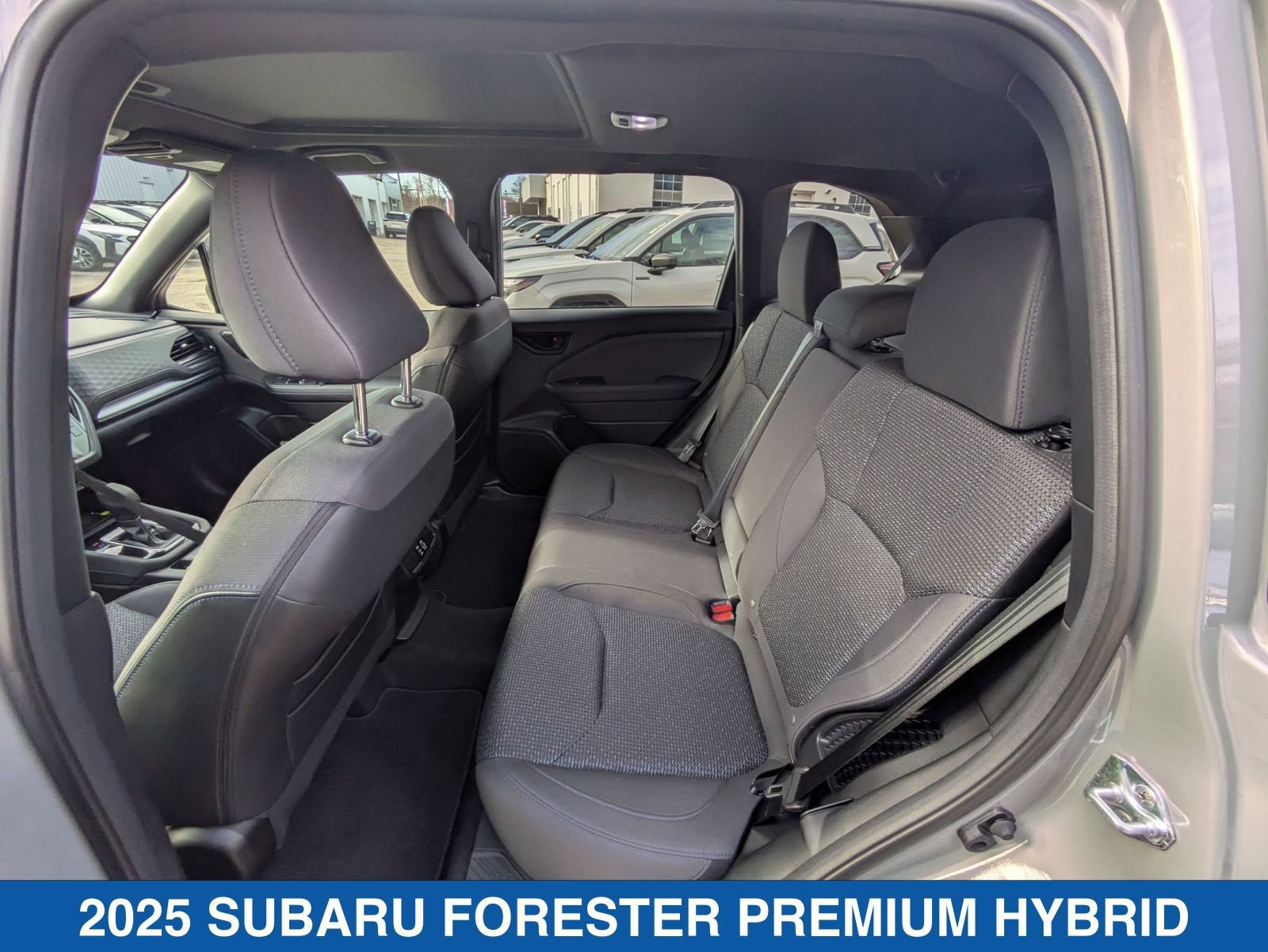 Certified 2025 Subaru Forester Premium AWD/4WD image 30