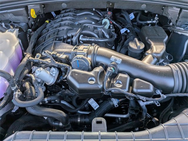 New 2025 Jeep Grand Cherokee Limited w/ Black Appearance Package image 31