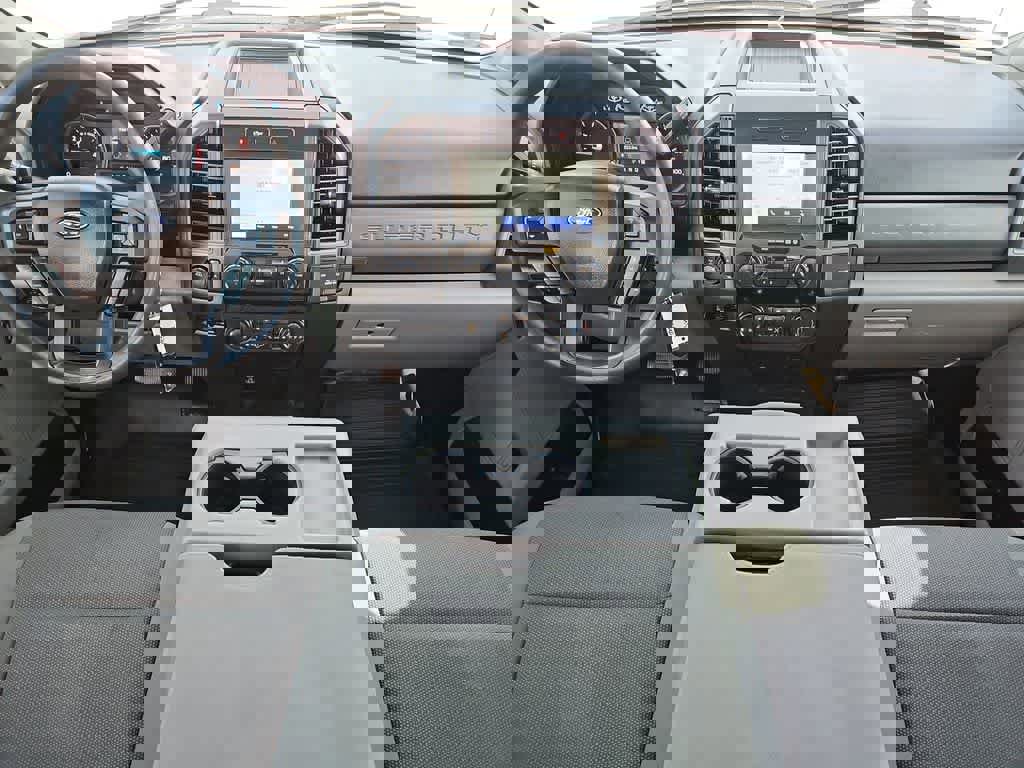 Used 2020 Ford F250 XL w/ STX Appearance Package image 16