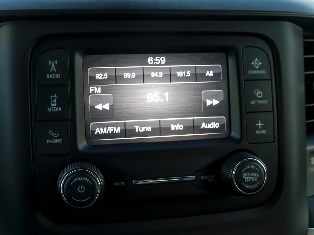Used 2022 RAM 1500 Big Horn AWD/4WD image 16