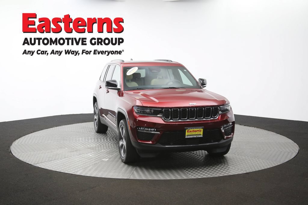 Used 2023 Jeep Grand Cherokee 4WD 4xe w/ Luxury Tech Group II image 53
