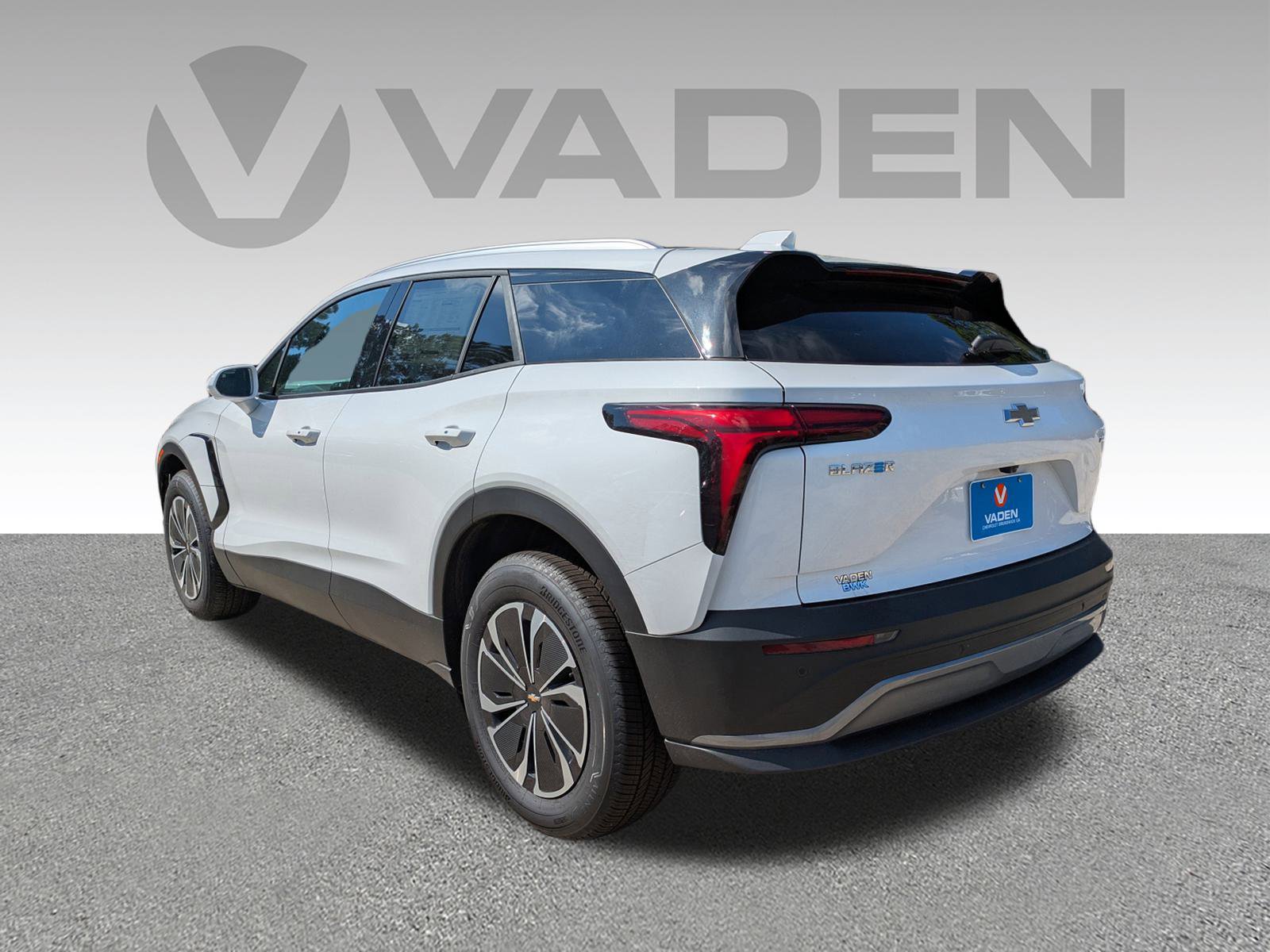 New 2025 Chevrolet Blazer EV LT image 21