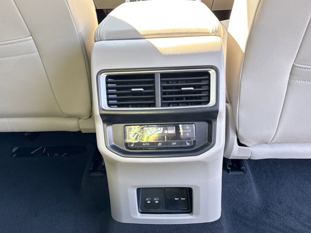 New 2026 Volkswagen Atlas SEL Premium R-Line image 25