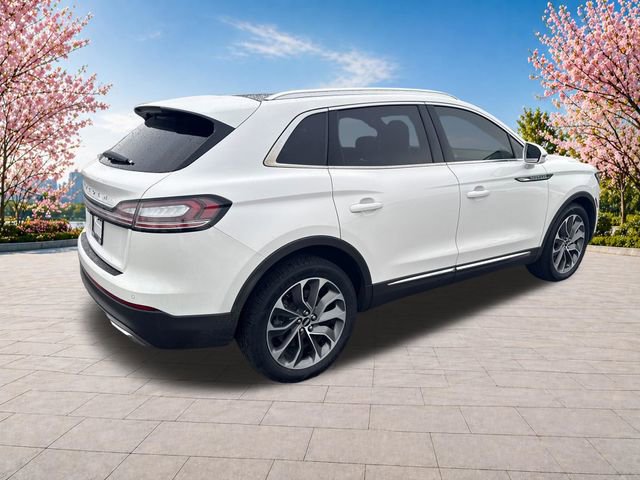 Certified 2022 Lincoln Nautilus Reserve w/ Luxury Package AWD/4WD image 8