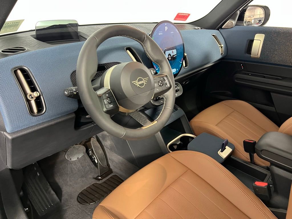 Used 2025 MINI Cooper Countryman SE w/ Comfort Package Max image 22