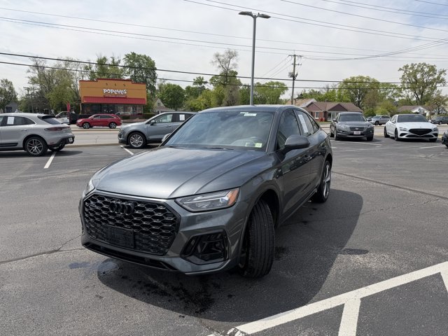 Used 2024 Audi Q5 2.0T Premium Plus AWD/4WD image 2