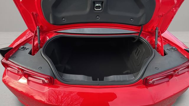 Certified 2023 Chevrolet Camaro LT w/ Technology Package image 29