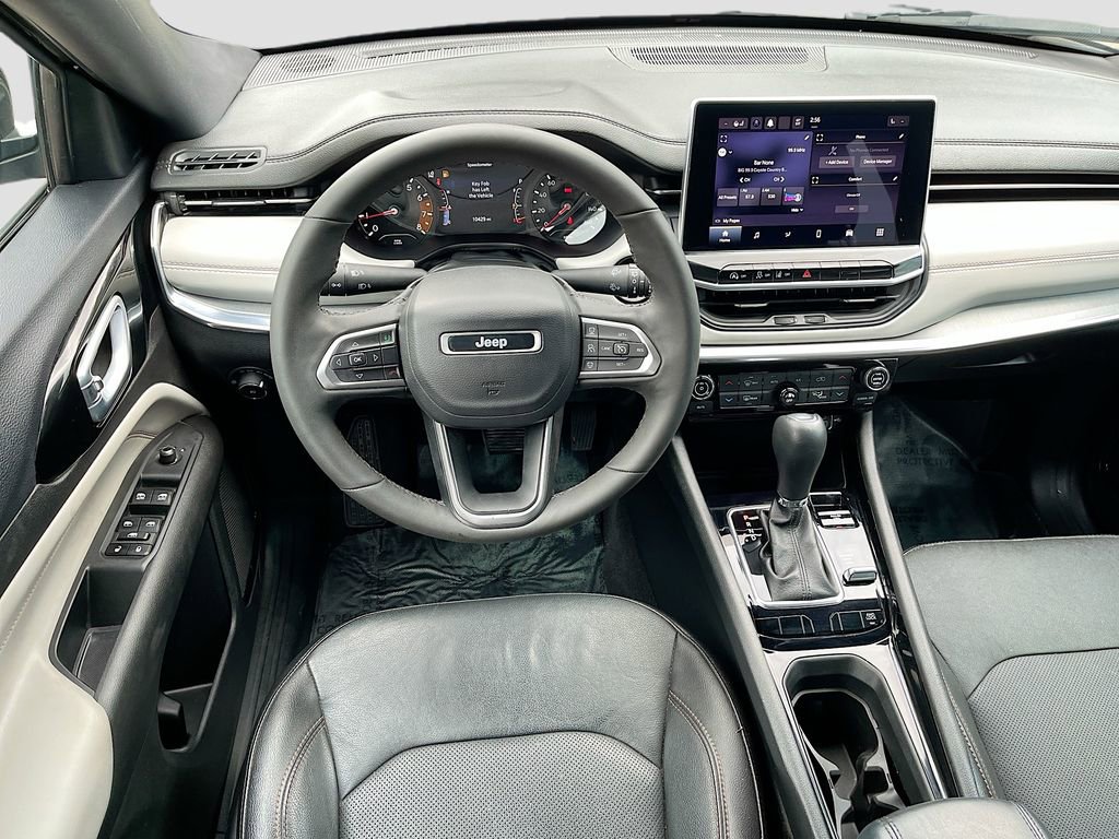 Used 2023 Jeep Compass Limited image 20