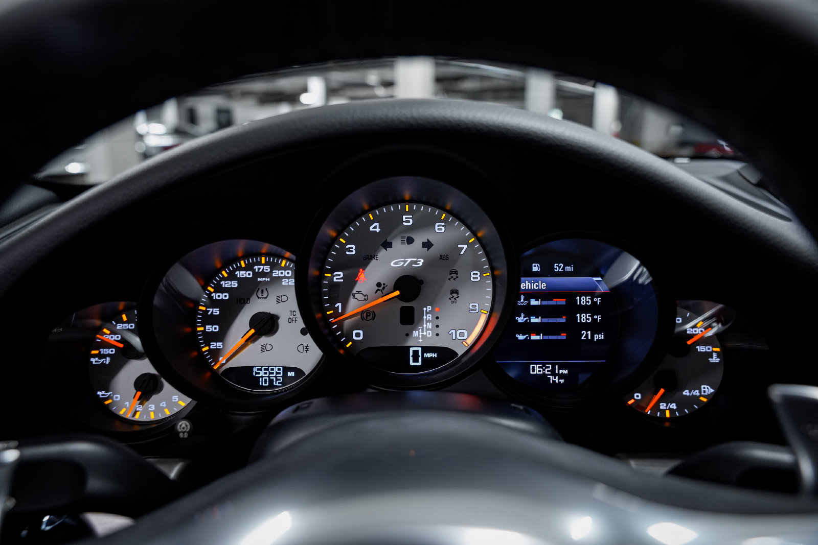 Used 2016 Porsche 911 GT3 RWD image 11