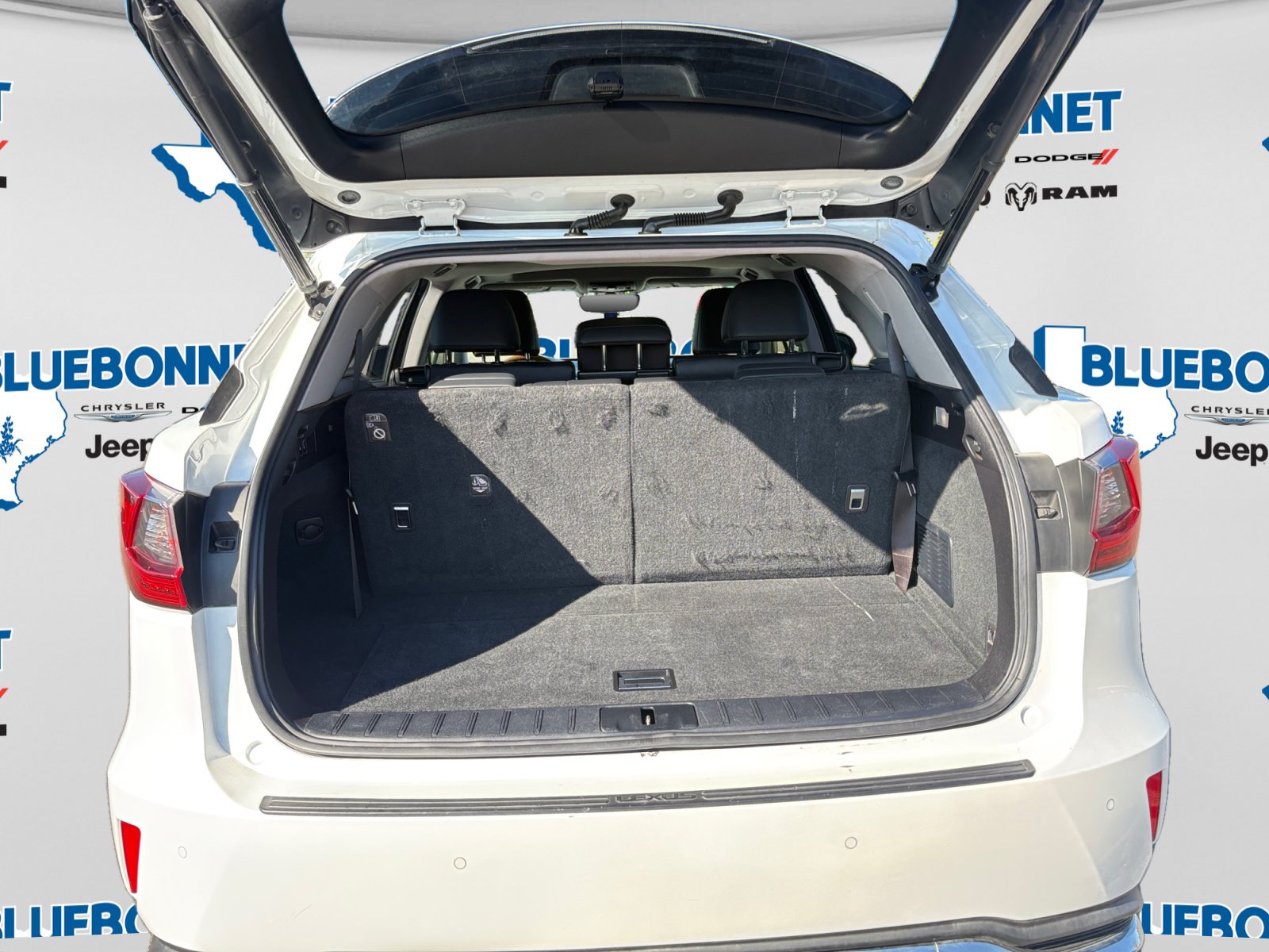 Used 2020 Lexus RX 350L FWD w/ Premium Package image 23