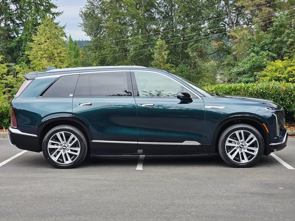 New 2027 Cadillac Vistiq Luxury AWD/4WD image 6