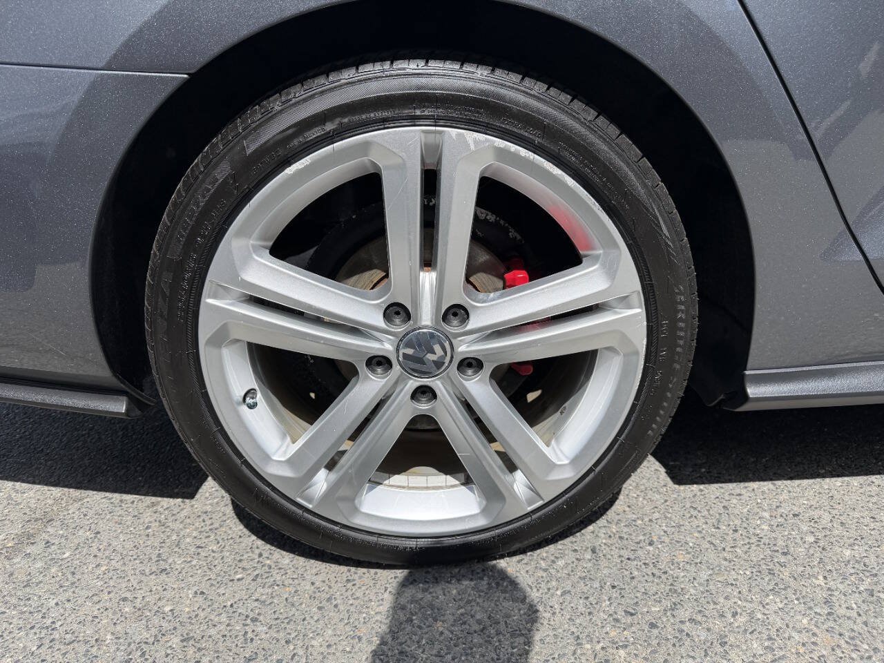 Used 2017 Volkswagen Jetta GLI FWD image 13