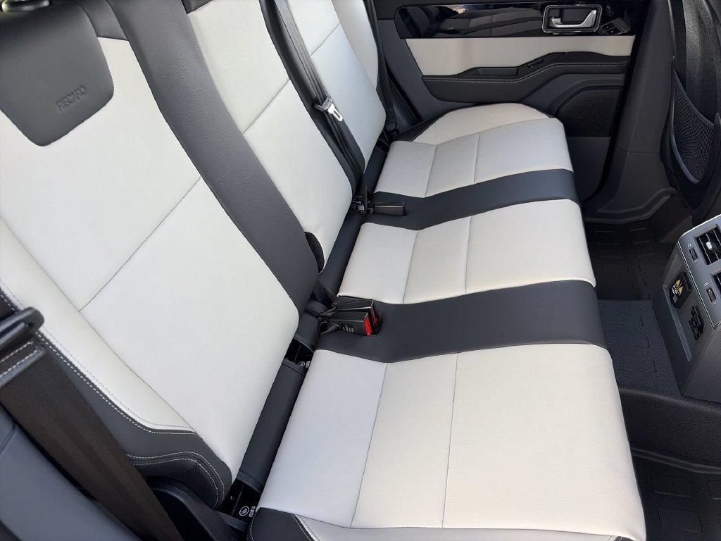 New 2026 INEOS Grenadier Station Wagon AWD/4WD image 19