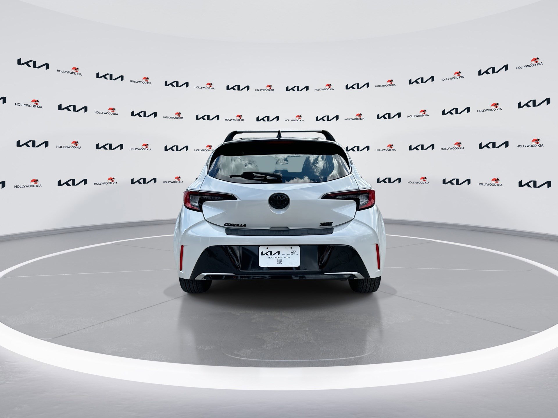 Used 2023 Toyota Corolla XSE image 7