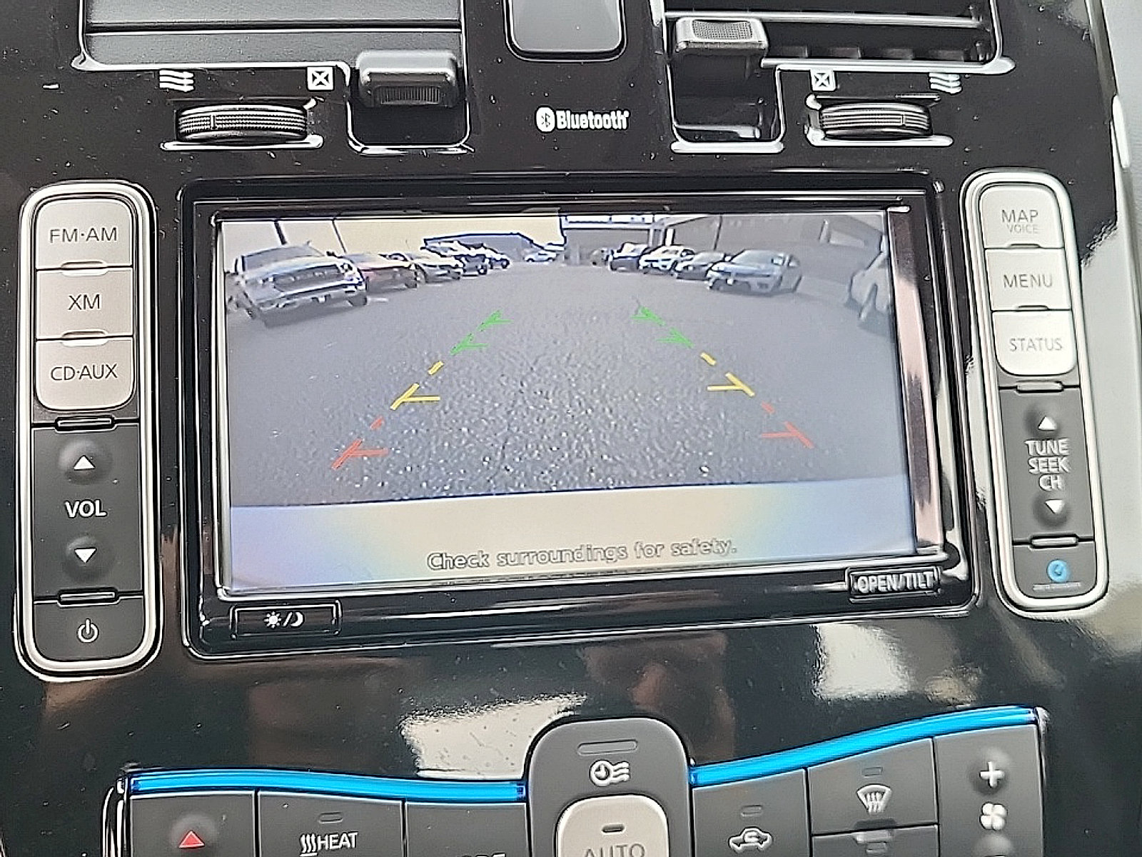 Used 2014 Nissan Leaf SV FWD image 23