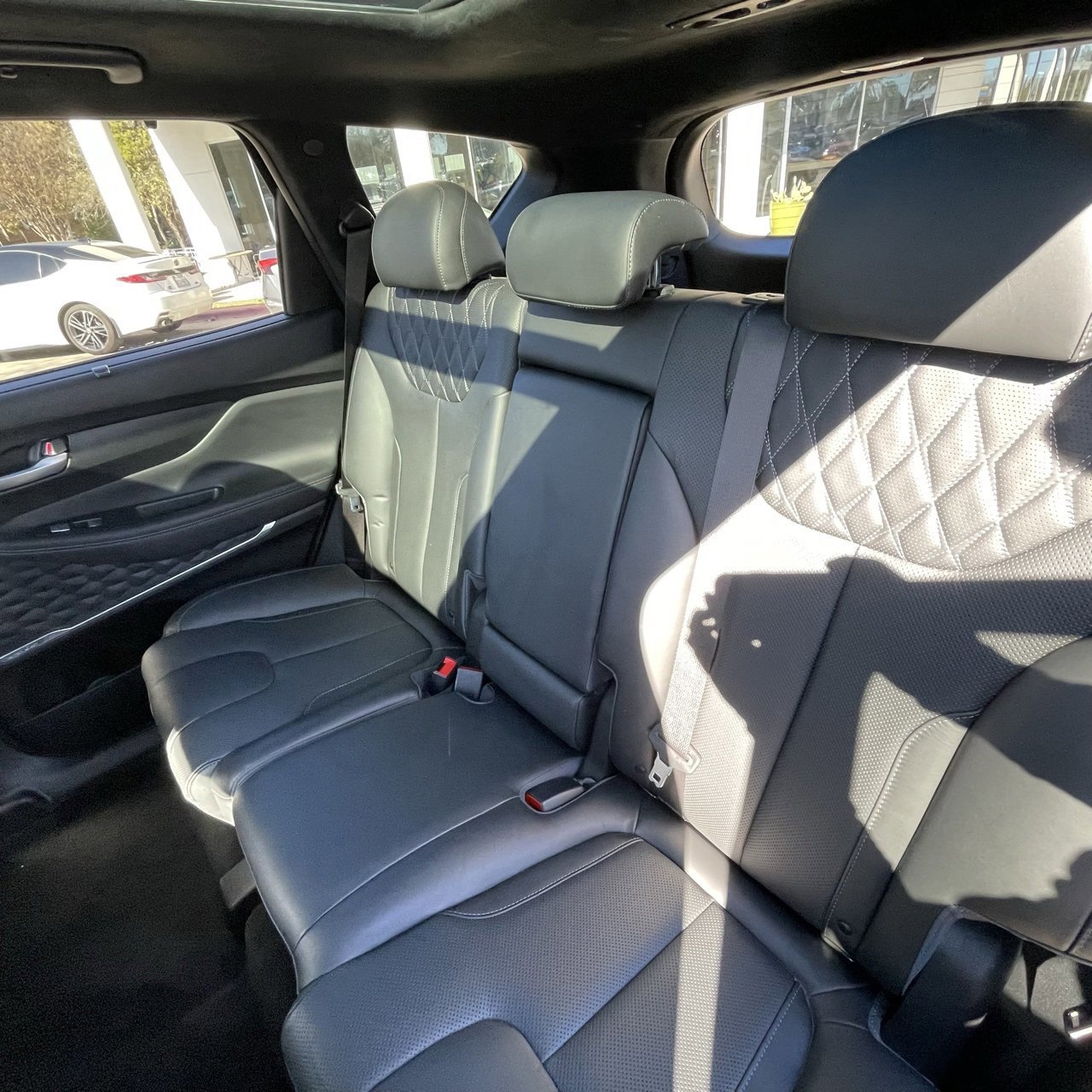 Used 2023 Hyundai Santa Fe Calligraphy image 23