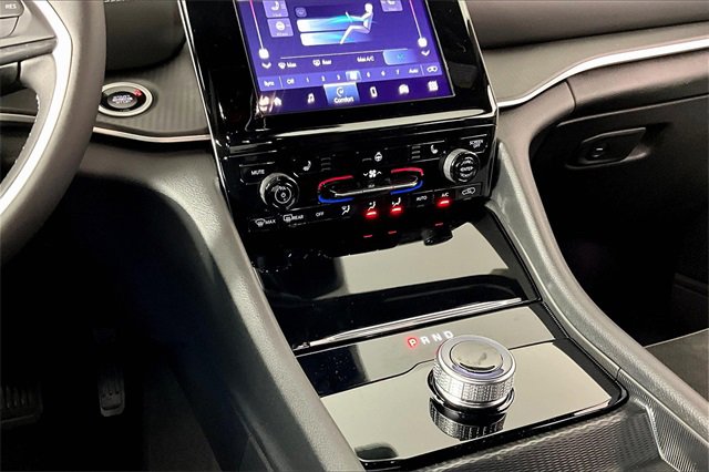 New 2025 Jeep Grand Cherokee L Altitude image 7