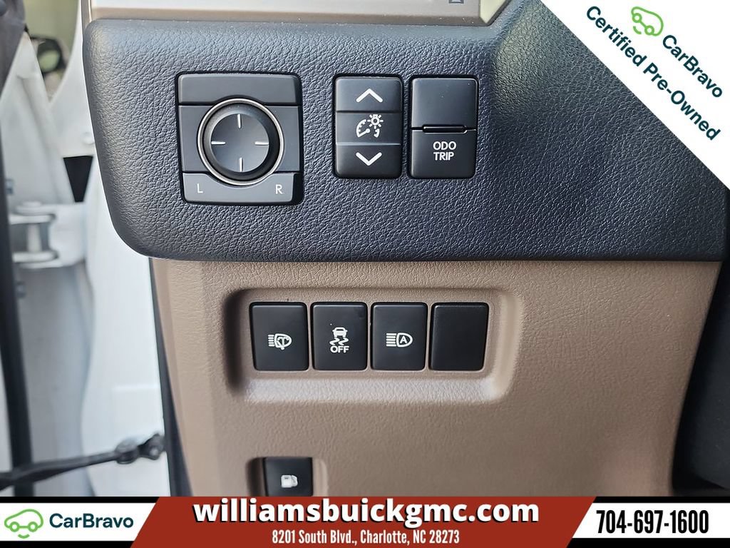 Used 2020 Lexus GX 460 Premium AWD/4WD image 18