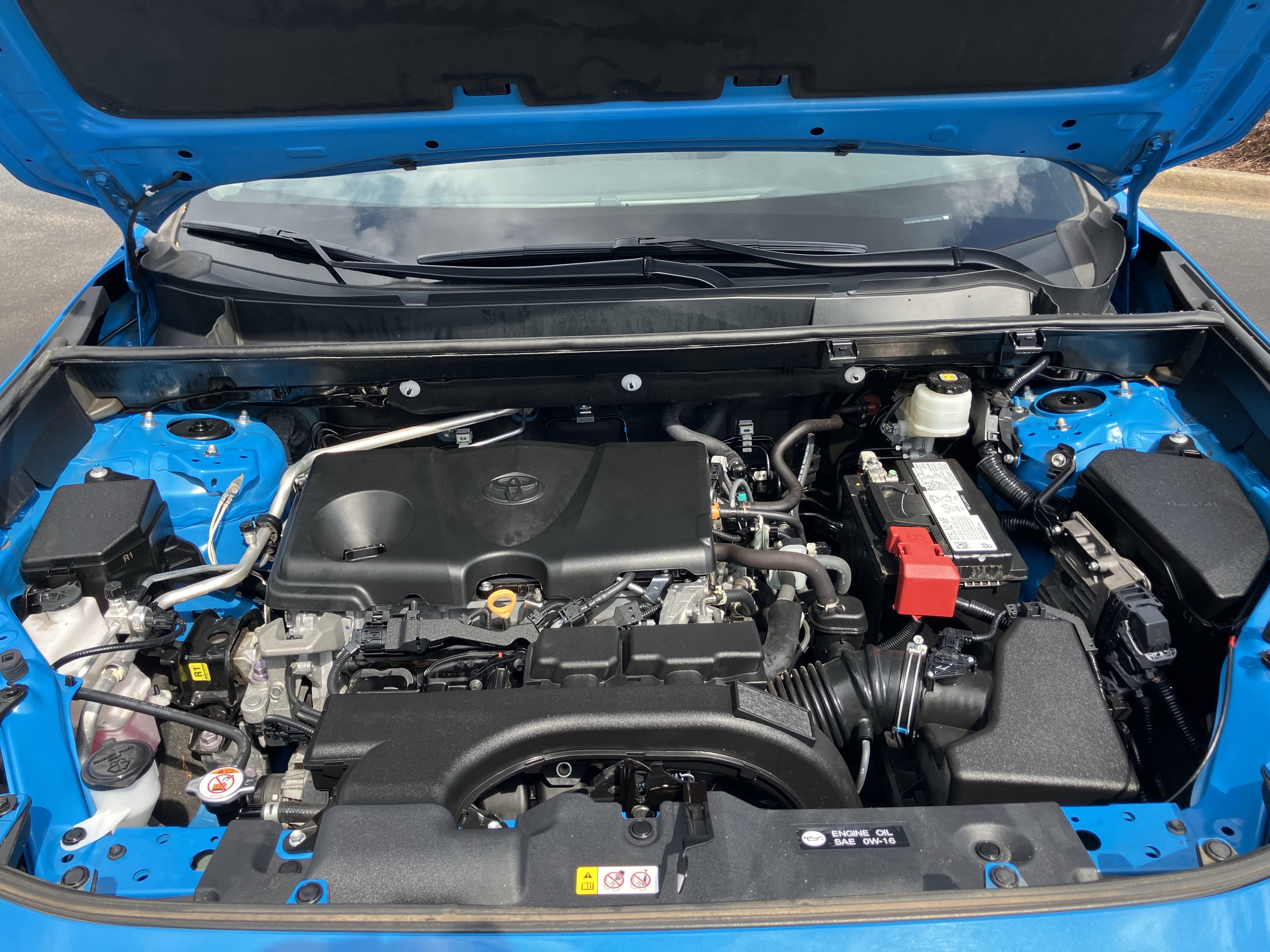 Used 2021 Toyota RAV4 LE image 34