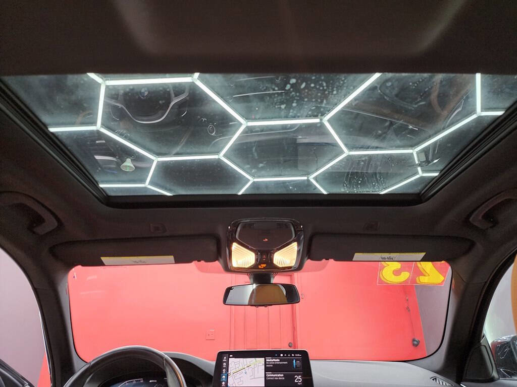 Used 2023 BMW 530e w/ M Sport Package image 14