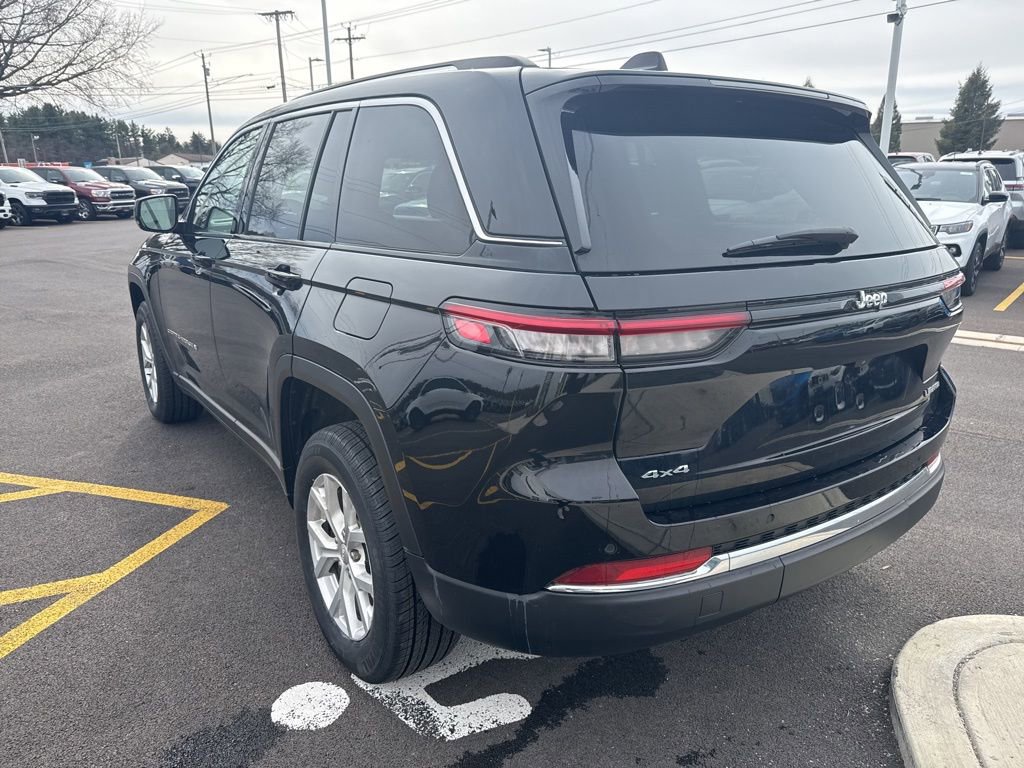 Used 2023 Jeep Grand Cherokee Limited image 6