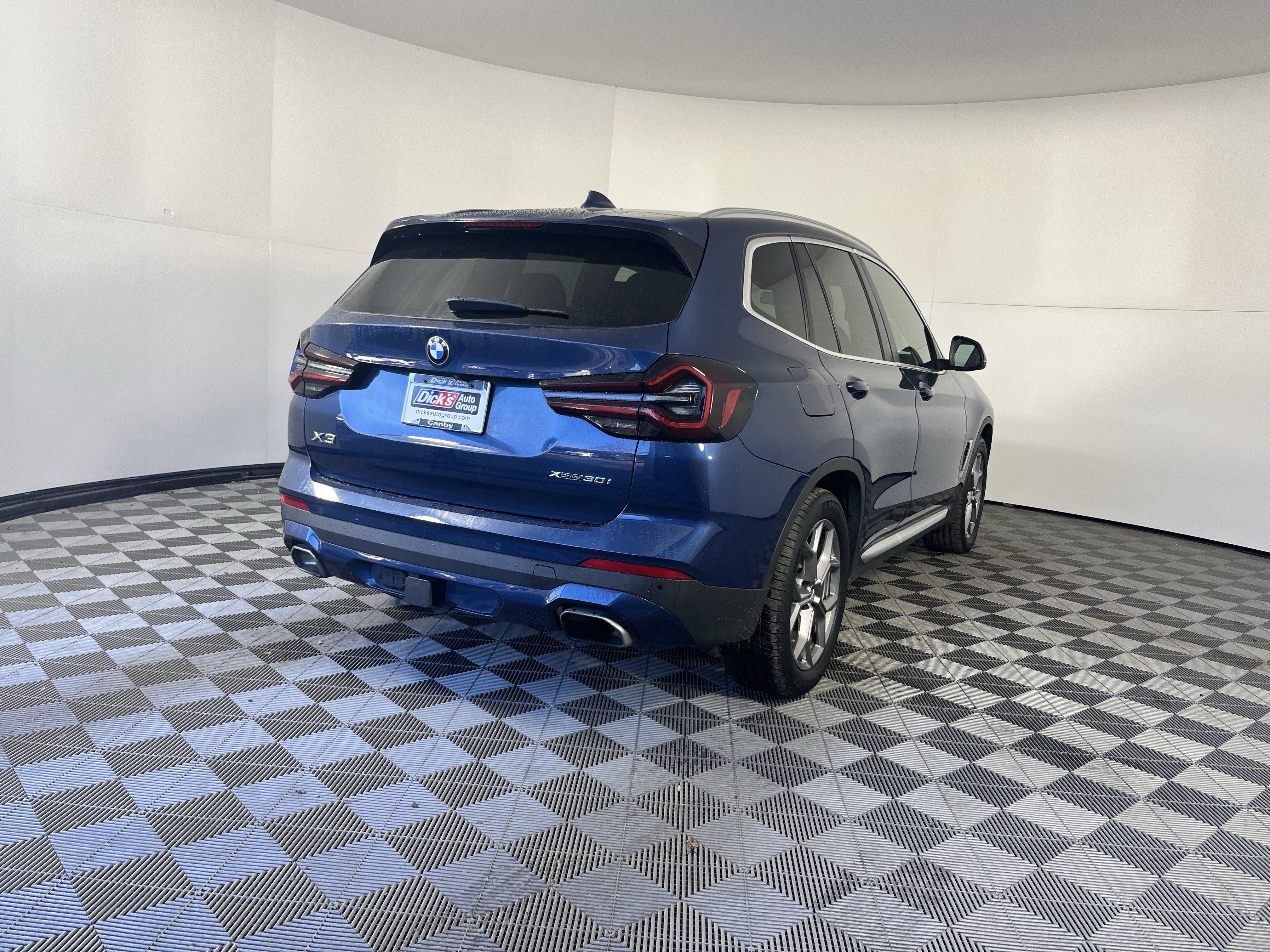 Used 2022 BMW X3 xDrive30i w/ Premium Package image 5