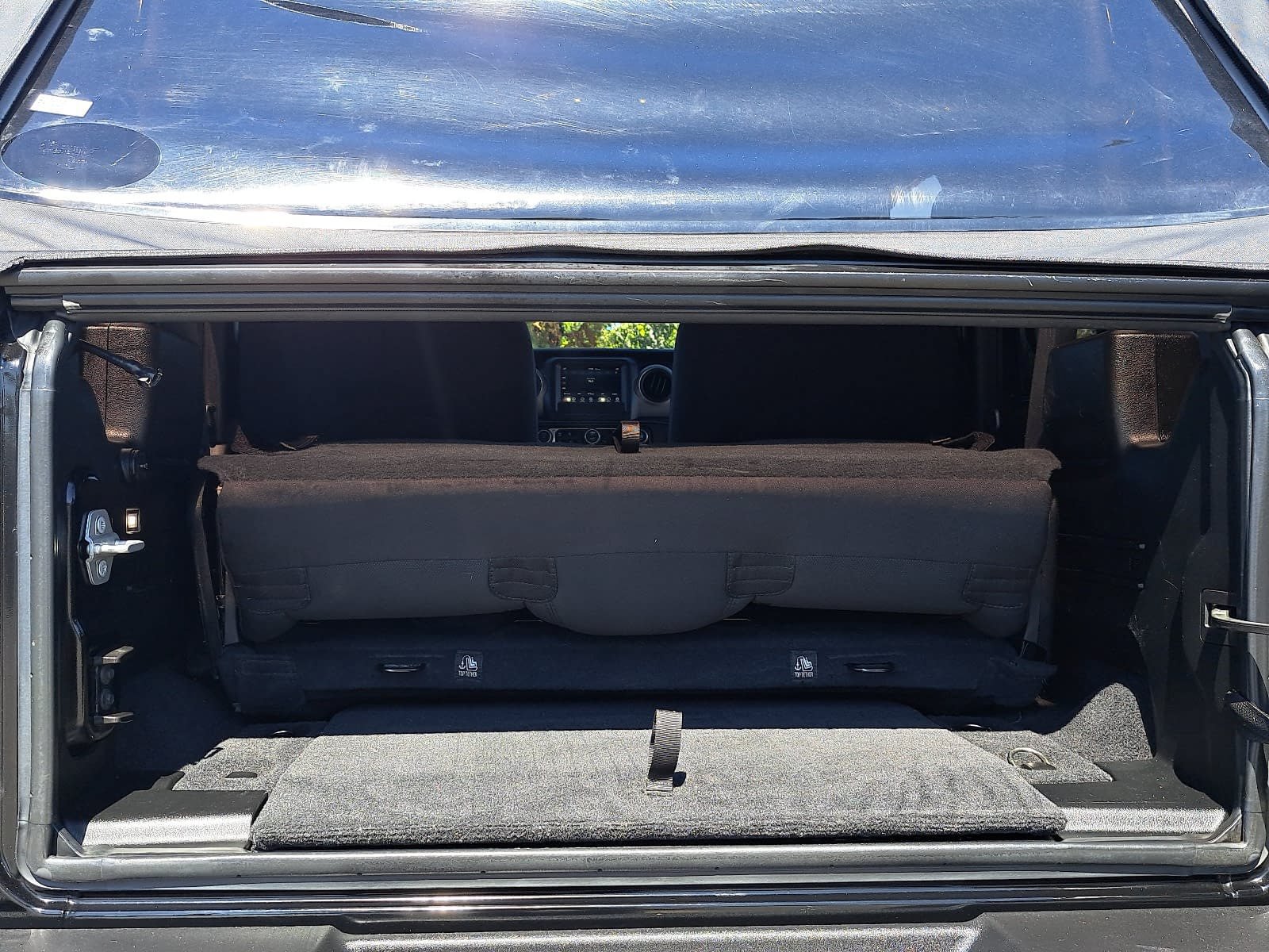 Used 2021 Jeep Wrangler Sport AWD/4WD image 13