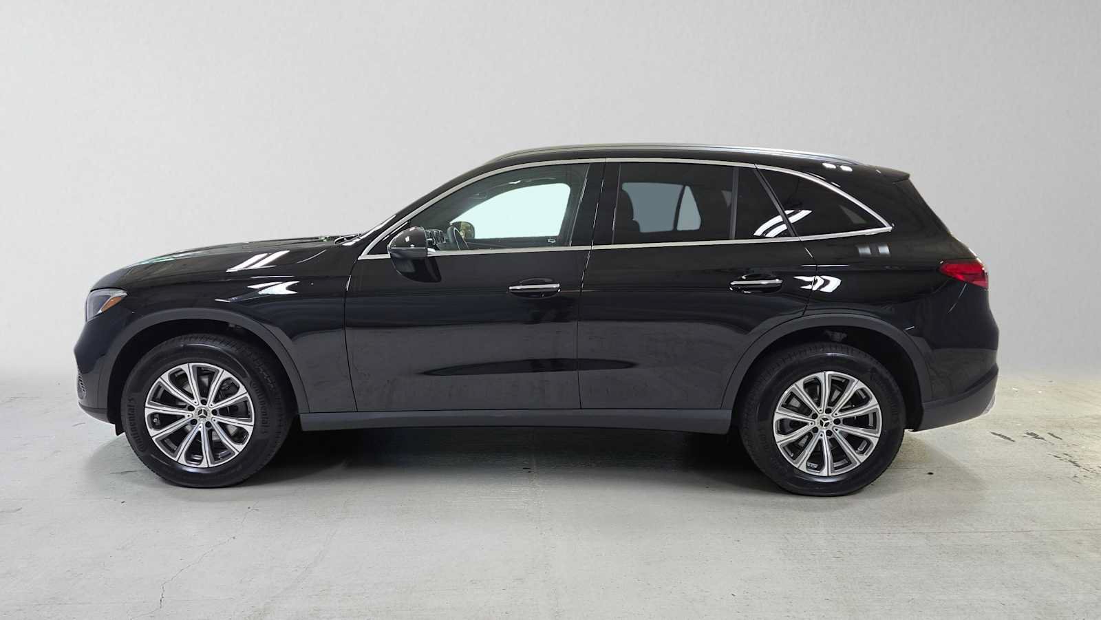 Certified 2026 Mercedes-Benz GLC 300 4MATIC image 6