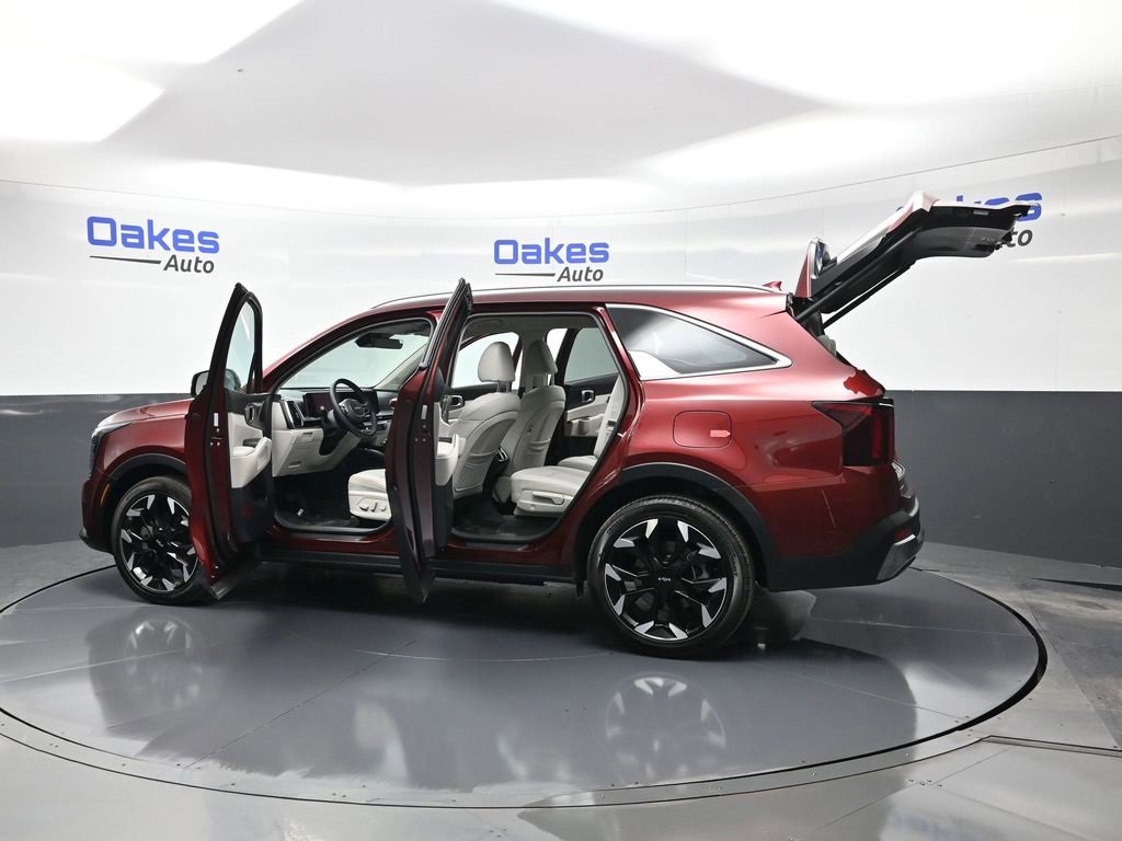 Certified 2025 Kia Sorento EX image 58