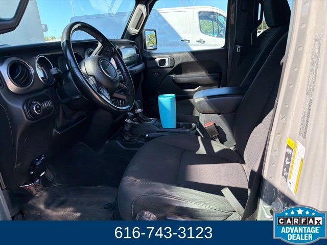Used 2021 Jeep Gladiator Sport AWD/4WD image 5