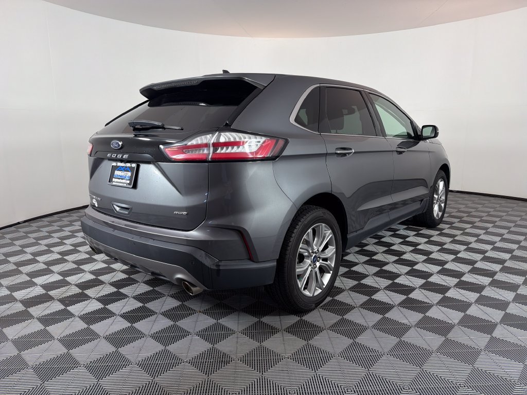 Used 2022 Ford Edge Titanium AWD/4WD image 3