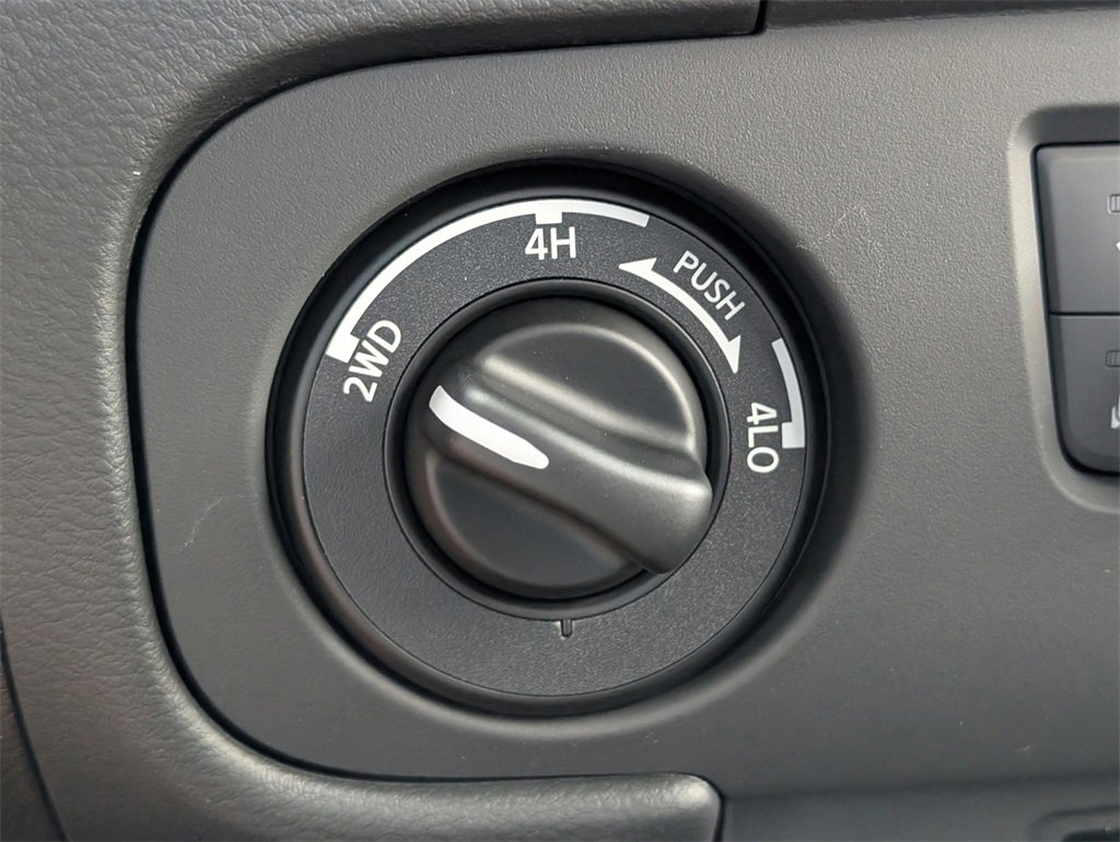 New 2025 Nissan Frontier PRO-4X w/ Pro Premium Package image 26