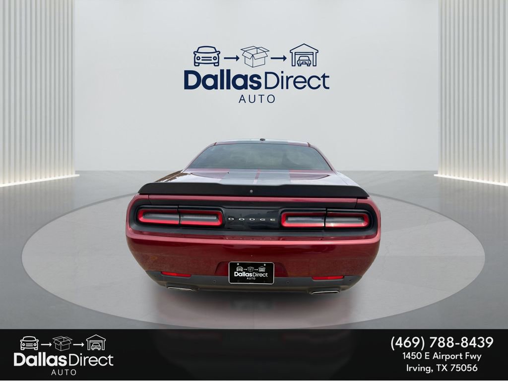 Used 2018 Dodge Challenger SXT w/ Blacktop Package RWD image 7