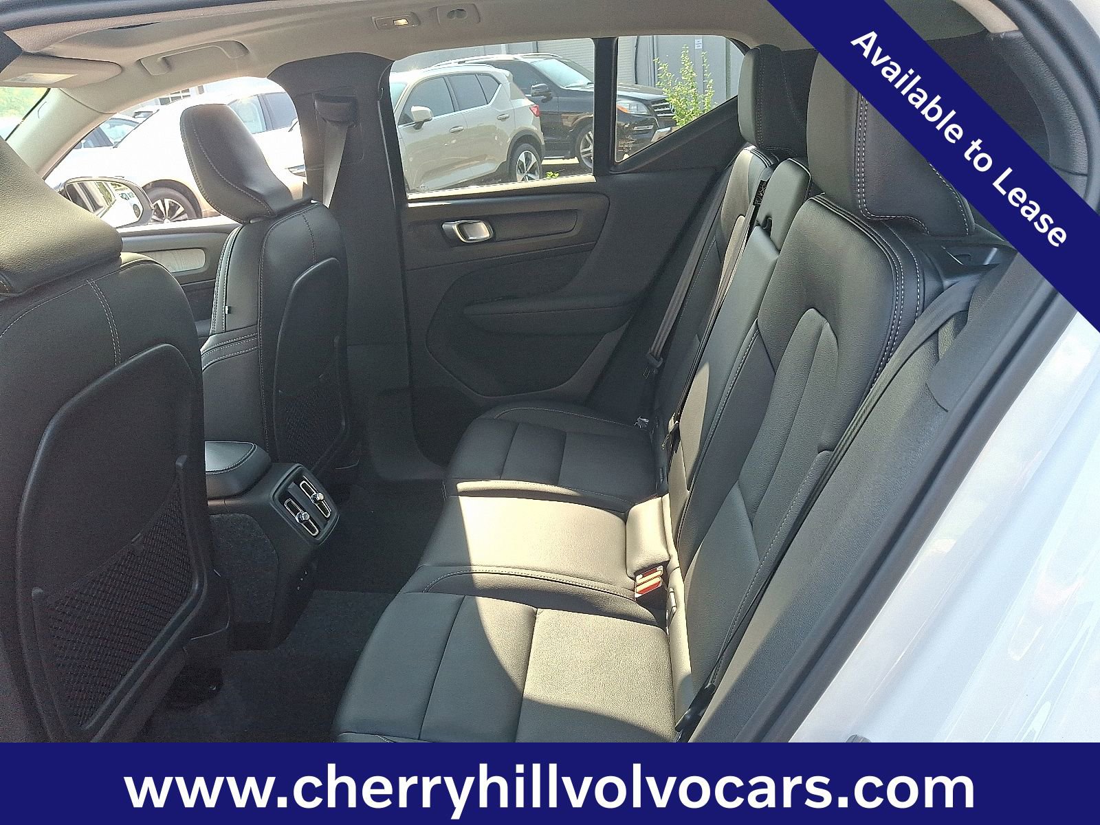 Certified 2026 Volvo XC40 B5 Plus w/ Protection Package Premier image 11