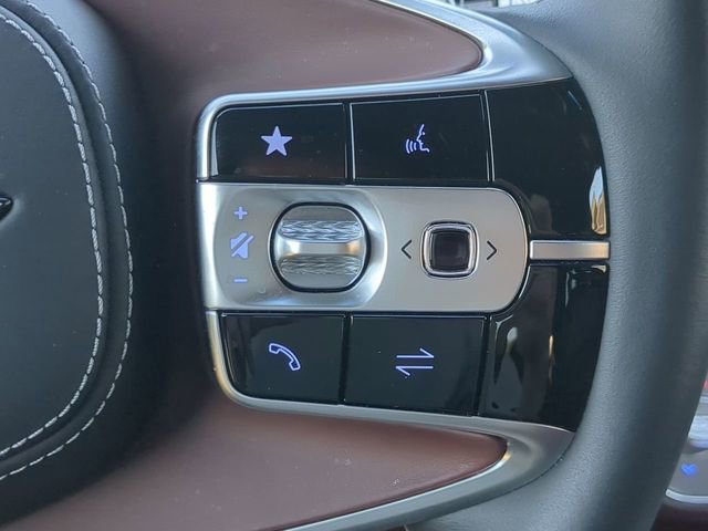 Used 2025 Genesis G90 3.5T AWD/4WD image 24