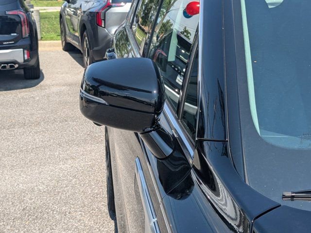 Used 2024 Kia Sorento SX image 11