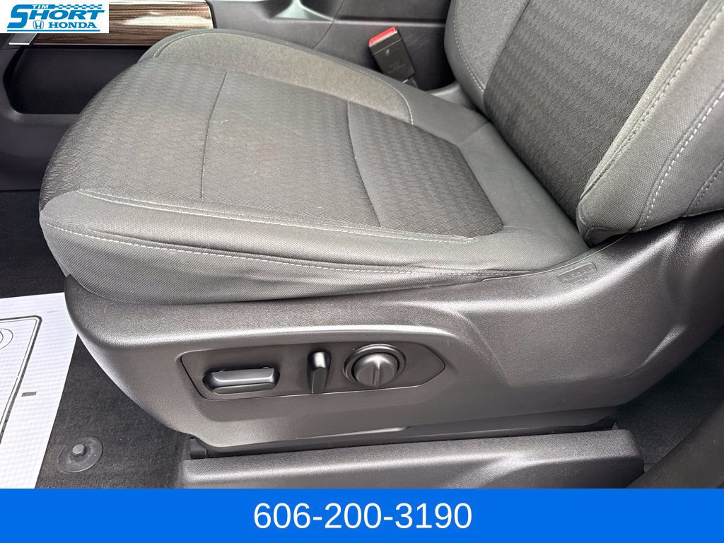 Used 2021 Chevrolet Silverado 1500 LT Trail Boss w/ Convenience Package II AWD/4WD image 22