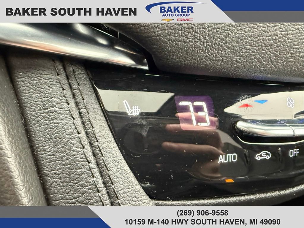 Used 2023 Cadillac XT6 Luxury image 30