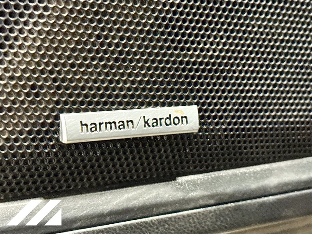 Used 2020 Subaru Outback Limited image 21