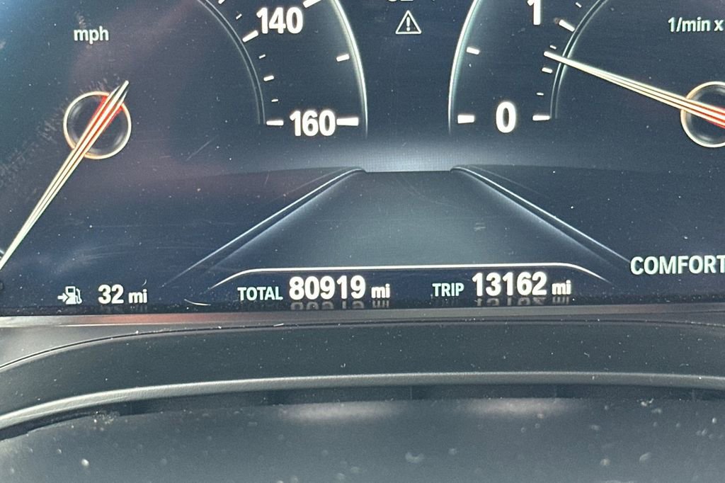 Used 2018 BMW 540i xDrive AWD/4WD image 29