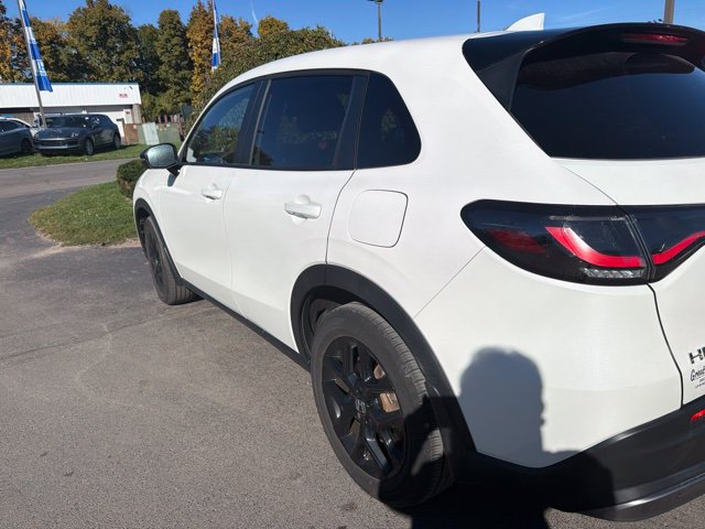 Used 2024 Honda HR-V Sport image 7