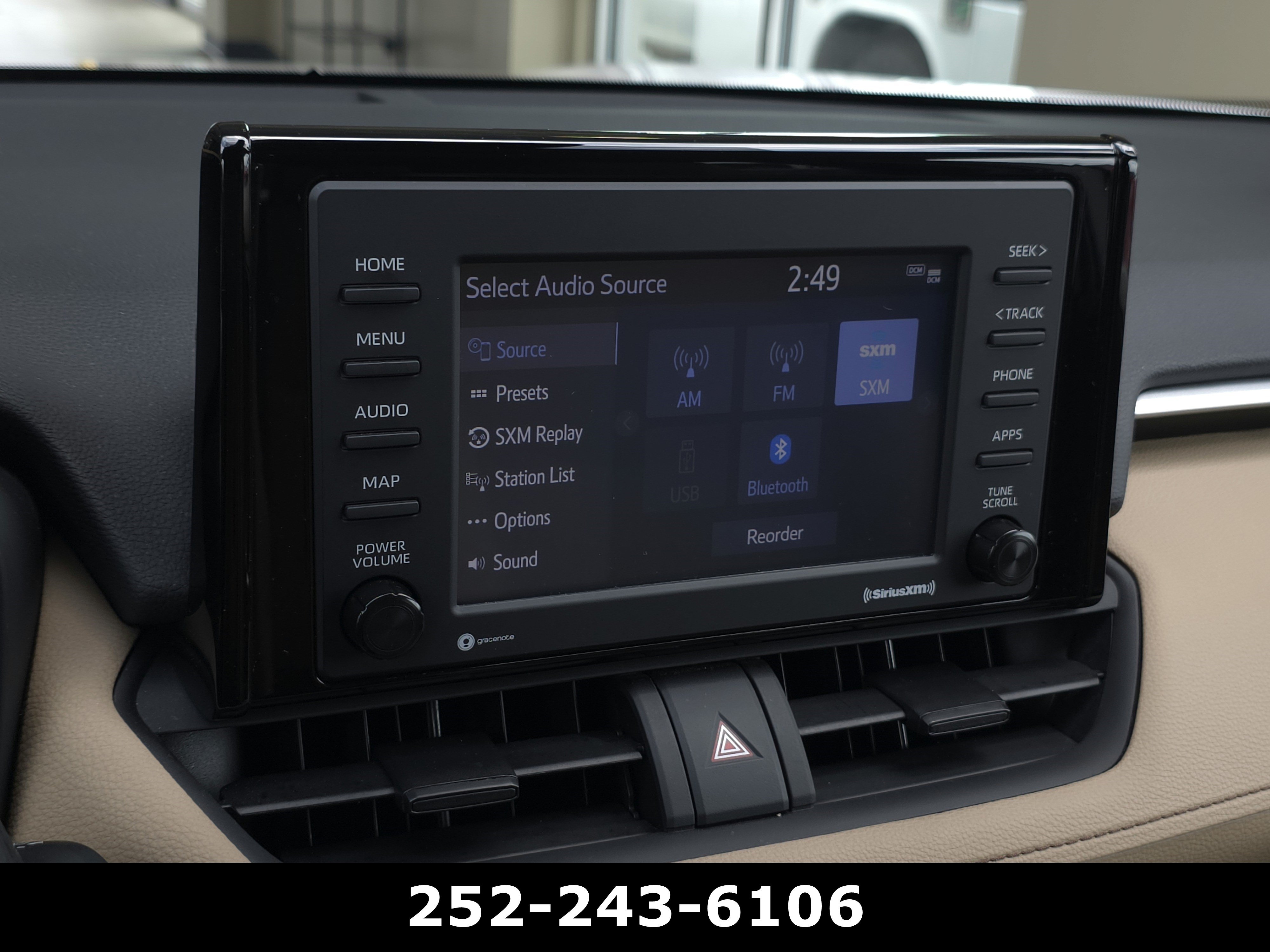 Used 2021 Toyota RAV4 LE FWD image 18