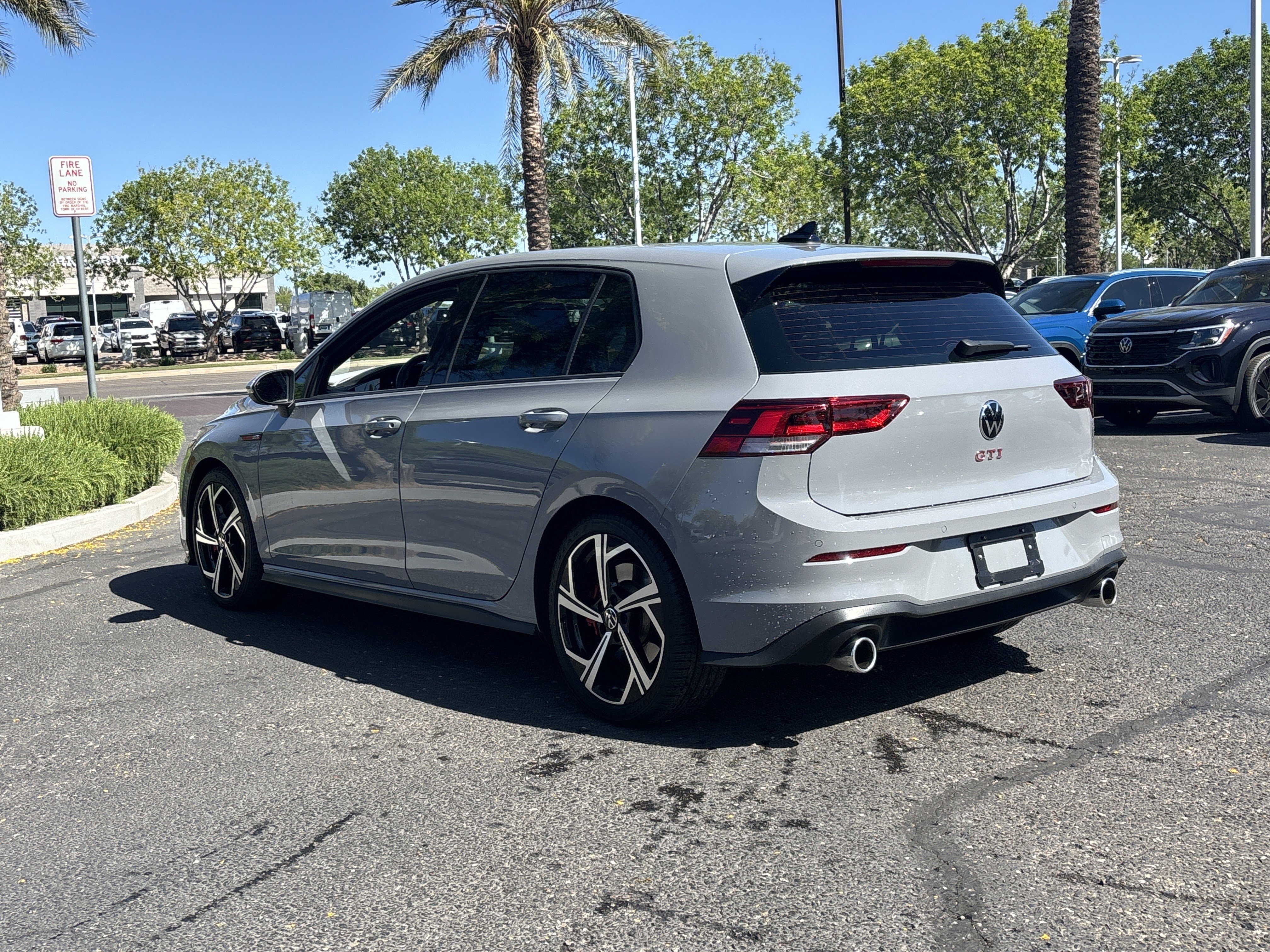 Used 2024 Volkswagen GTI SE w/ MDO Package image 3