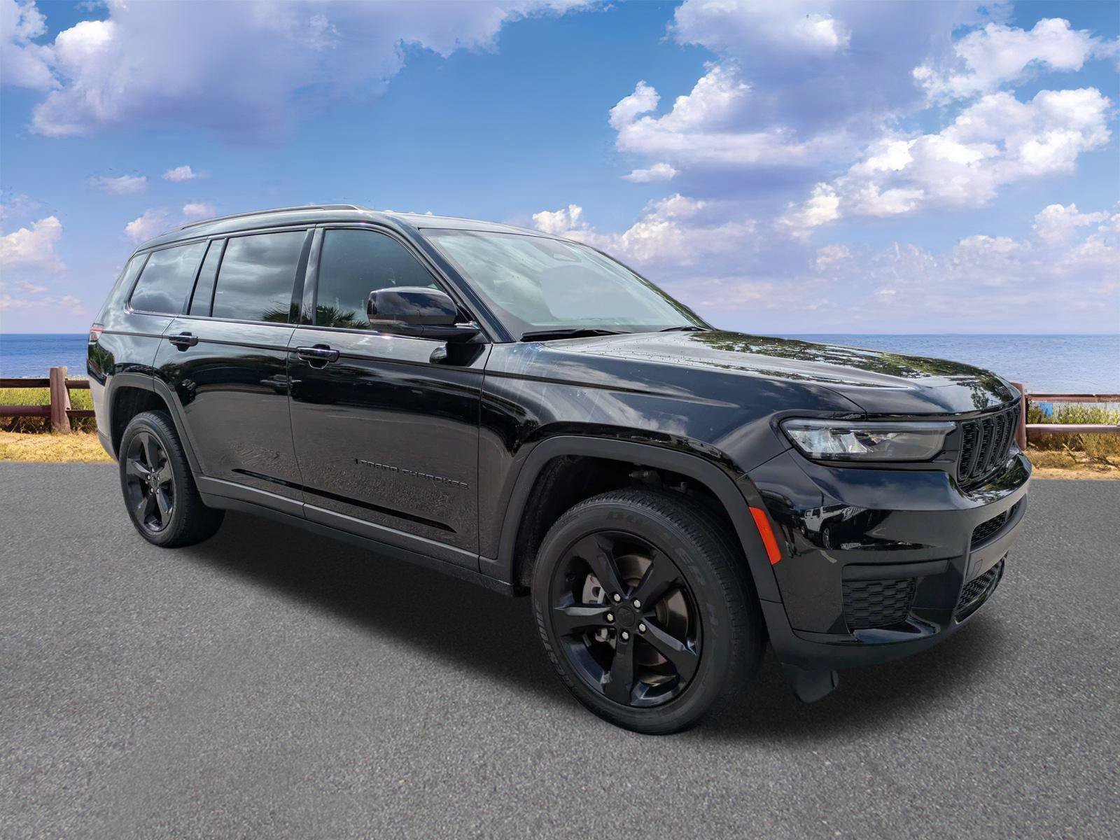 Certified 2024 Jeep Grand Cherokee L Altitude AWD/4WD image 10