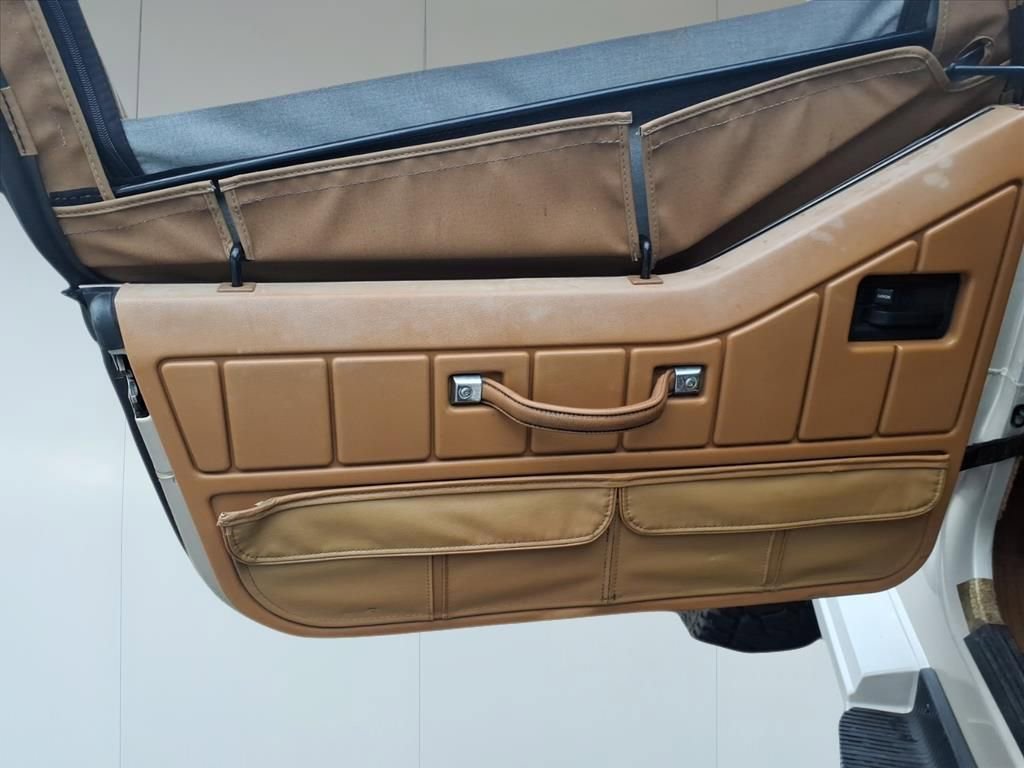 Used 1995 Jeep Wrangler SE image 11