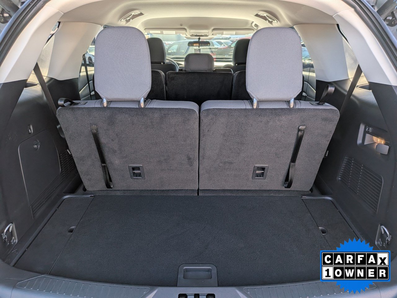 Used 2025 Ford Explorer Active AWD/4WD image 14