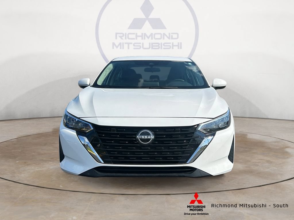 Used 2024 Nissan Sentra SV FWD image 8