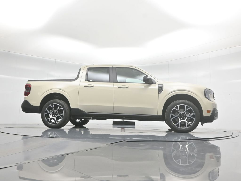 New 2025 Ford Maverick Lariat w/ 4K Tow Package image 3
