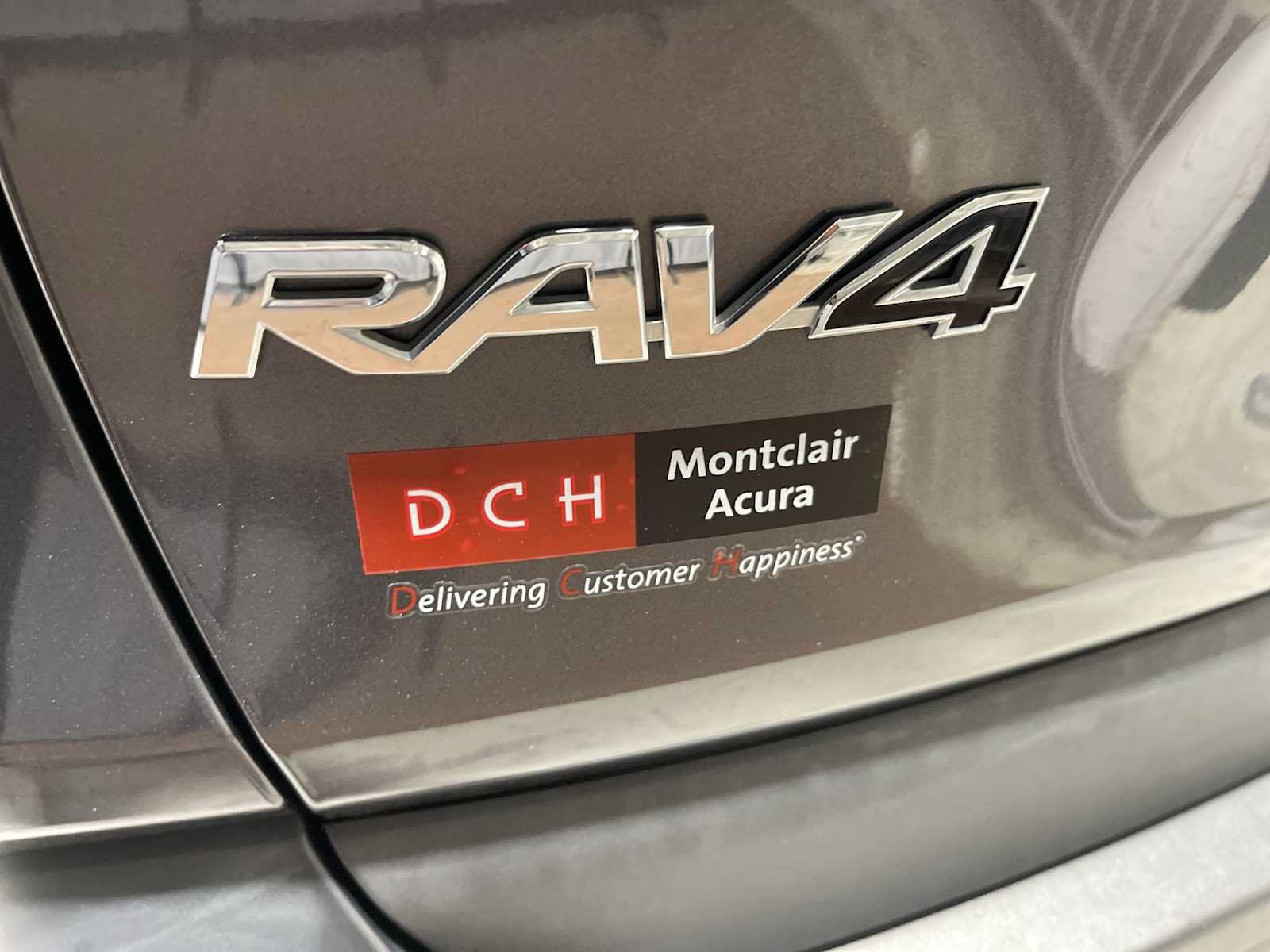 Used 2020 Toyota RAV4 XLE w/ Convenience Package AWD/4WD image 7